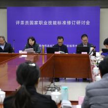 专业教育咨询，助力学子卓越发展——厦门市集美区千臣云教育咨询服务部